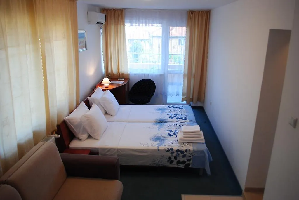 Veda Guest House Поморие Болгария