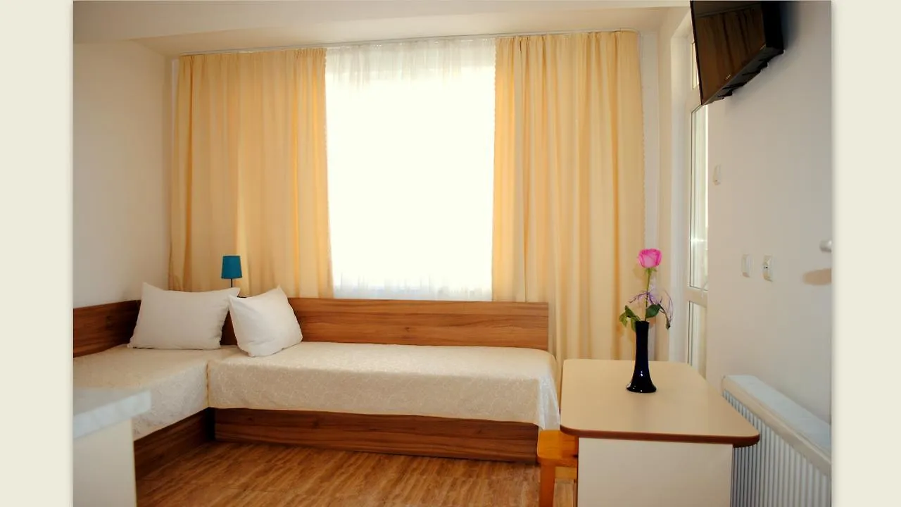 ***  Veda Guest House Поморие Болгария