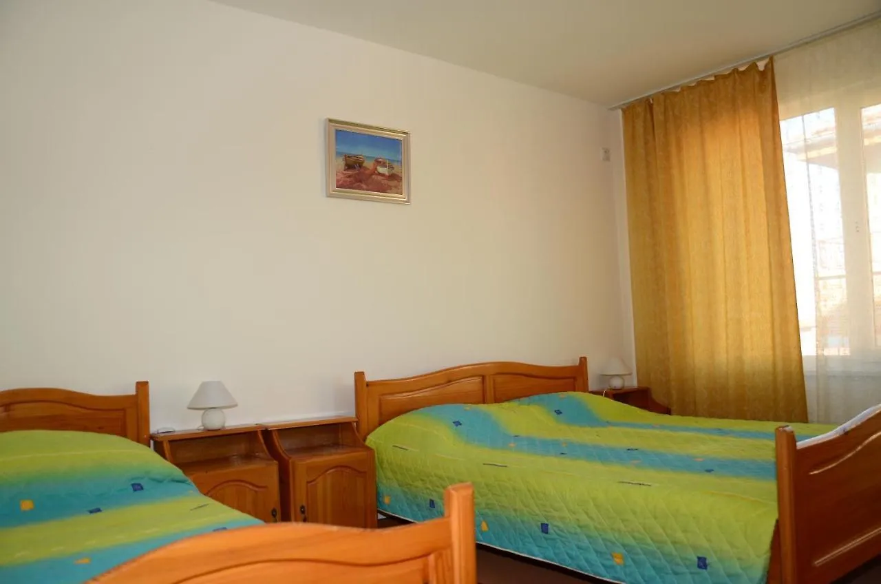 Veda Guest House Поморие